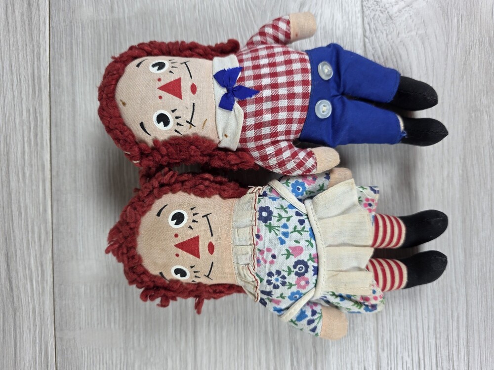 Knickerbocker Pair Raggedy Ann & Andy Rag Dolls Yarn Hair Button Details SU35